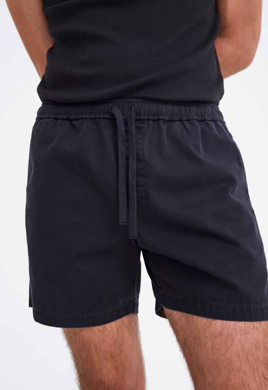 Jac + Jack Slater Cotton Short - Black